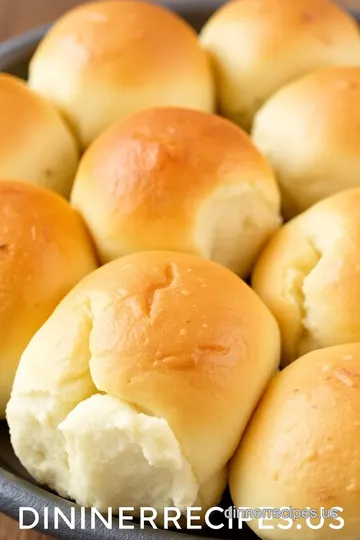Brown and Serve Dinner Rolls presentation